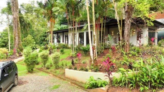HERMOSA CASA EN VENTA | VISTA AL MAR, CALIDAD Y PRIVACIDAD . en Bahía Ballena, Osa, Puntarenas — $525,000