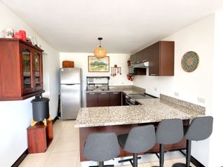 Venta cómodo apartamento con terraza, Granadilla, Curridabat (MJ) en Granadilla, Curridabat, San José — $175,000 - Foto 4 de 10