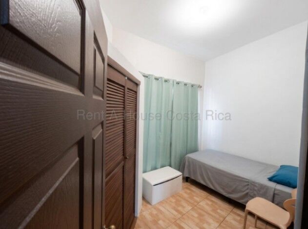 Venta de Casa en San Francisco de Heredia. RAH 26-2029 en San Francisco, Heredia — ₡ 86 000 000