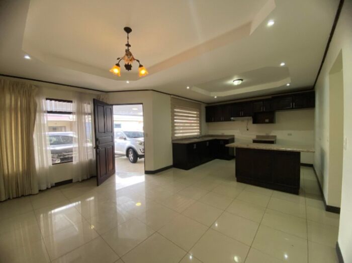Venta de Casa en El Tejar, Cartago. in El Tejar, El Guarco, Cartago — ₡ 63 000 000