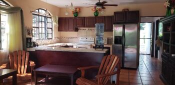 Venta de Casa de Playa en Parrita, Puntarenas.  in Parrita, Puntarenas — $285,000 - Photo 4 of 21