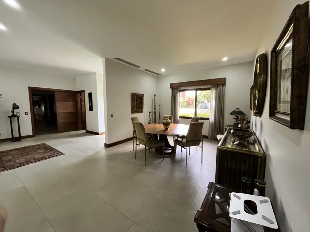 Casa para alquiler en valle del sol con o sin muebles y pisicina in Santa Ana, San José — $9,000 - Photo 2 of 38
