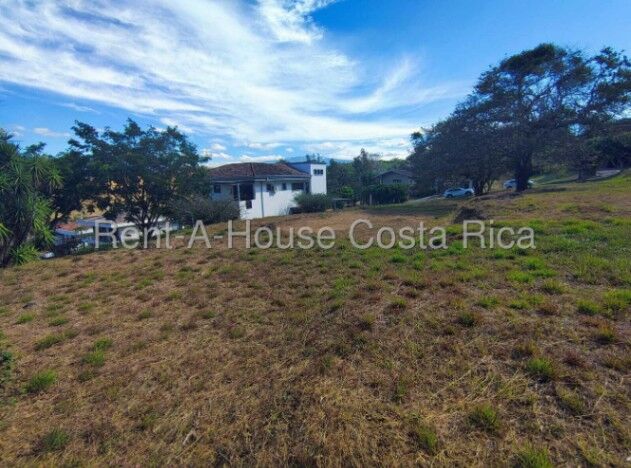 Se vende lote en La Guacima Alajuela 26-1499 en Guácima, Alajuela — $98,000