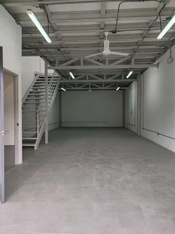 Alquiler de bodega en San Jose en Mata Redonda, San José — $2,300