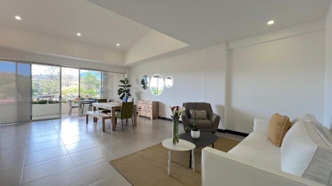 Venta de Apartamento tipo PH en San Rafael Escazú Trejos Montealegre en San Rafael, Escazú, San José — $398,000