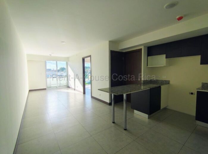 Se Vende Apartamento en Ulloa, Heredia #27-25 en Ulloa, Heredia — $120,492