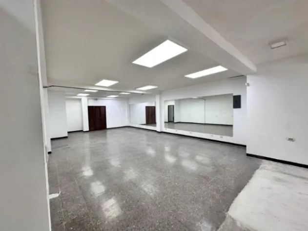 EDIFICIO COMERCIAL EN ALQUILER EN SAN JOSÈ en Catedral, San José — $3,350