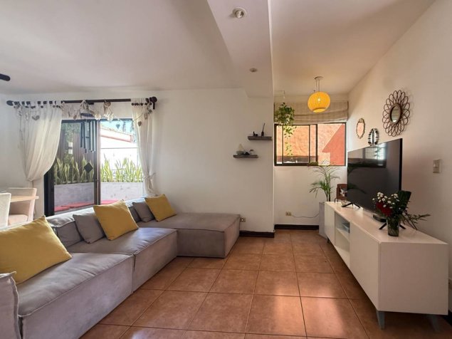 Venta de hermosa casa en Brasil Santa Ana in Colón, Mora, San José — $239,000 - Photo 3 of 20
