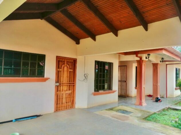 Se vende casa barrio los cordero Buenos Aires  en Buenos Aires, Puntarenas — ₡ 85 000 000