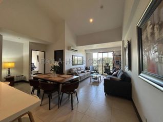Venta de apartamento esquinero con amplias amenidades y 2 parqueos #27-1055 GS en Pozos, Santa Ana, San José — $255,000 - Foto 4 de 10