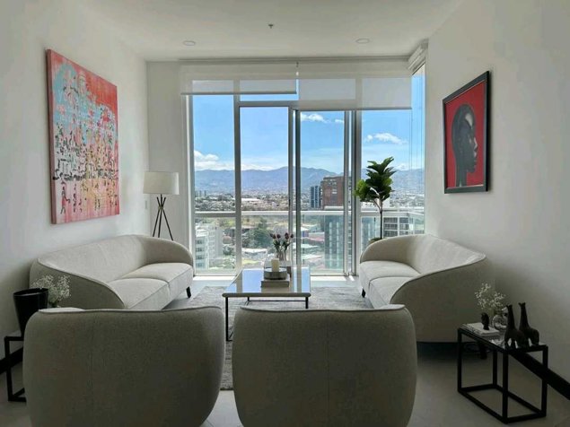 APARTAMENTO DE 3 DORMITORIOS EN VISTAS DE NUNCIATURA. en Pavas, San José — $3,600 - Foto 3 de 12