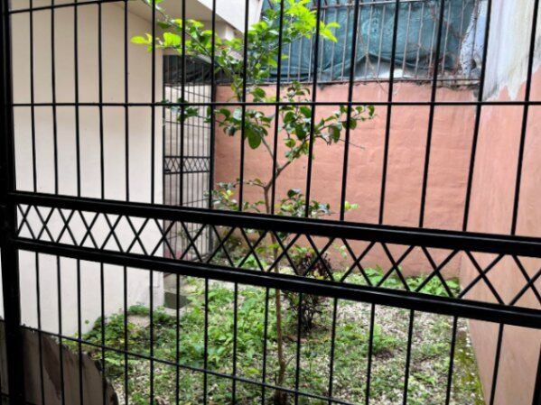 Casa con Dos Apartamentos en el Corazón de Los Yoses! Un Espacio para Crear y Disfrutar in San Pedro, Montes De Oca, San José — $270,000