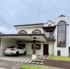 SAN JOAQUIN VENTA CASA RESIDENCIAL en San Joaquín, Flores, Heredia — 175 000 000 ₡ - Foto 2 de 47
