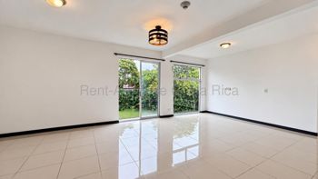 Venta de Apartamento en Curridabat-Granadilla. RAH 26-1809 en Granadilla, Curridabat, San José — 76 000 000 ₡ - Foto 4 de 18