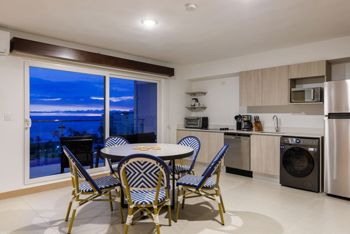 Modern Apartment For Sale  With Ocean View en Jacó, Garabito, Puntarenas — $310,000 - Foto 4 de 13