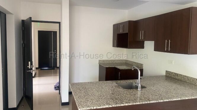 Venta apartamento moderno con balcón, vista al Irazú y amenidades tipo club #26-1809 GS in Granadilla, Curridabat, San José — $174,000