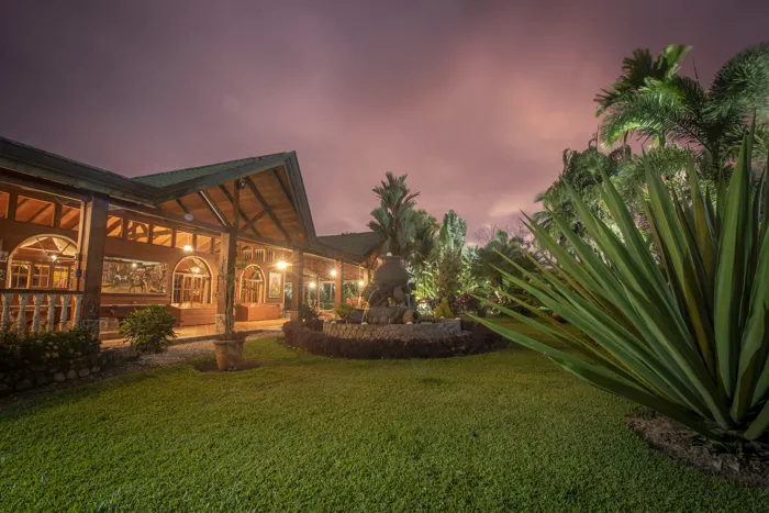 Venta Finca San Carlos, 142 Ha, 2 casas, piscina, caballerizas en La Fortuna, San Carlos, Alajuela — $3,500,000 - Foto 2 de 25