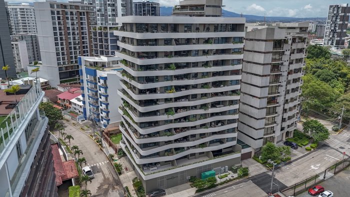 Apartamento con Línea Blanca de 2 Habitaciones en ALTEREGO en Mata Redonda, San José — $2,300