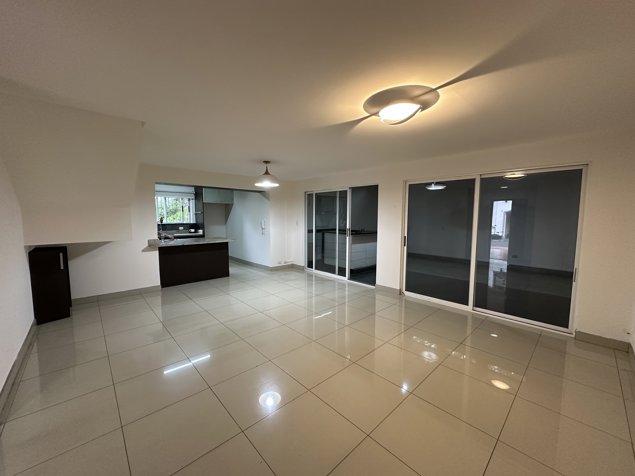 Casa en Condominio en Escazú in San Antonio, Escazú, San José — $1,650 - Photo 2 of 20