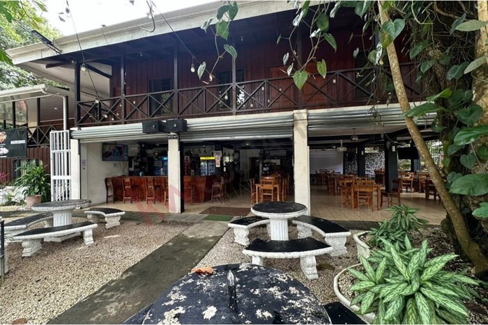 VENTA HOTEL EN TAMBOR, BAR, RESTAURANTE en Cóbano, Puntarenas — $397,000