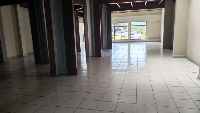 Local en Venta,en Montes de Oca,San Pedro,Exp Comercial,5PJG102890689 en San Pedro, Montes De Oca, San José — ₡ 165 000 000 - Foto 2 de 21