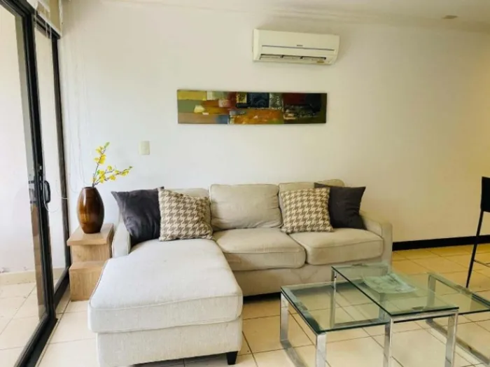 Alquiler de Apartamento en Santa Ana, San José. RAH 25-1574 in Santa Ana, San José — $1,050 - Photo 2 of 20