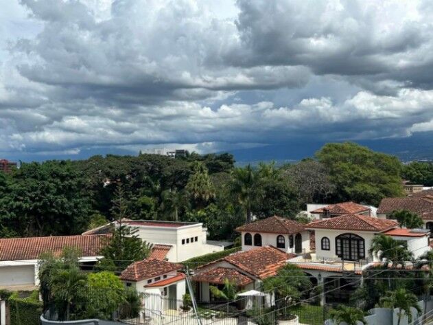 Venta de Apartamento Tipo Loft en Escazú, San Rafael. RAH 26-728  en San Rafael, Escazú, San José — $230,000