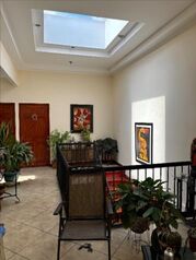  Casa hermosa en San Juan, Tibás, San José — 107 ₡ - Foto 5 de 16