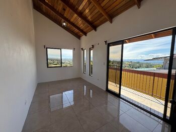 Venta de Hermosa Casa en Sarchí 26-1292 en Rodríguez, Sarchí, Alajuela — $192,000 - Foto 5 de 10