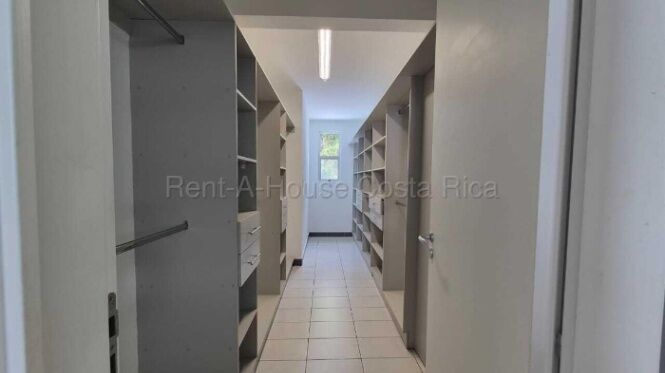 Venta de Casa en Piedades de Santa Ana. RAH 26-1706 in Piedades, Santa Ana, San José — $360,000