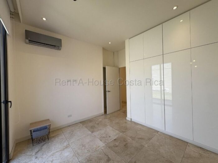 Alquiler de Casa de Lujo de 265mts en Lindora 26-1654 en Pozos, Santa Ana, San José — $4,000