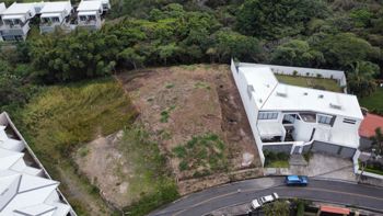 Venta de Amplio Lote de 1.371m2 en Escazú - Photo 3 of 3