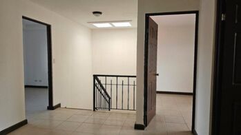 MLS-26-569 VENTA CASA MORAVIA SAN JOSE CONTACTENOS AL # 88987222 en La Trinidad, Moravia, San José — $210,000 - Foto 4 de 10