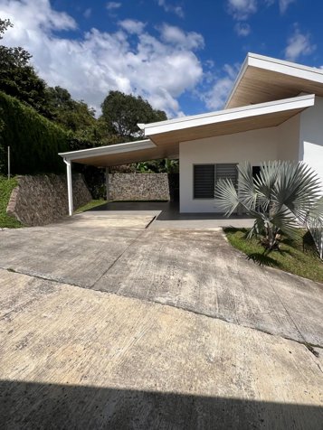Casa moderna en Atenas a un precio excepcional en Atenas, Alajuela — $220,000 - Foto 3 de 24
