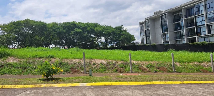 VENTA DE LOTE, HEREDIA, CARIARI en Heredia — $969,475