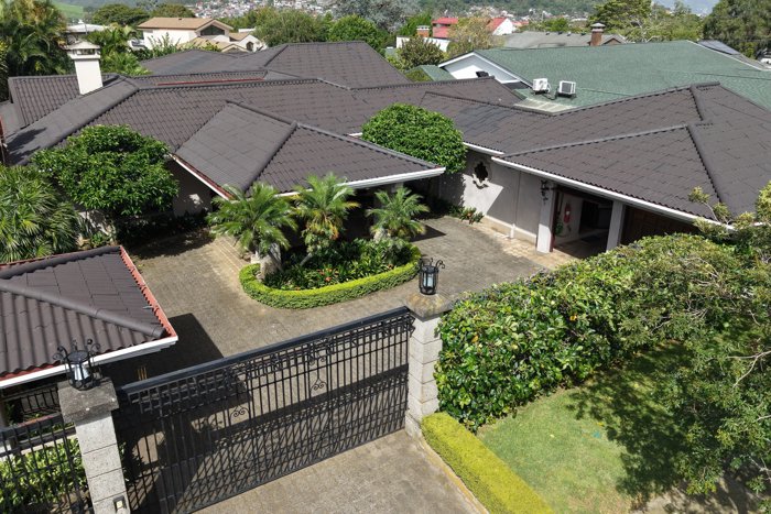 Venta Casa Lujo "The Legacy House", Lomas Ayarco Sur, Curridabat (AD) en Sánchez, Curridabat, San José — $1,200,000 - Foto 3 de 19
