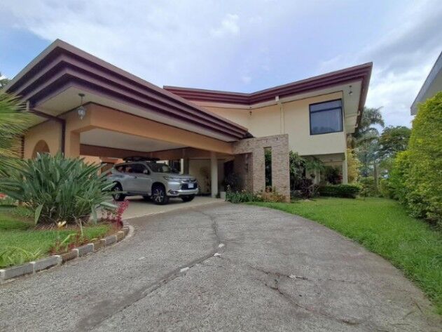 Venta de Casa en San Rafael de Heredia. RAH 26-37 en San Rafael, Heredia — $975,000
