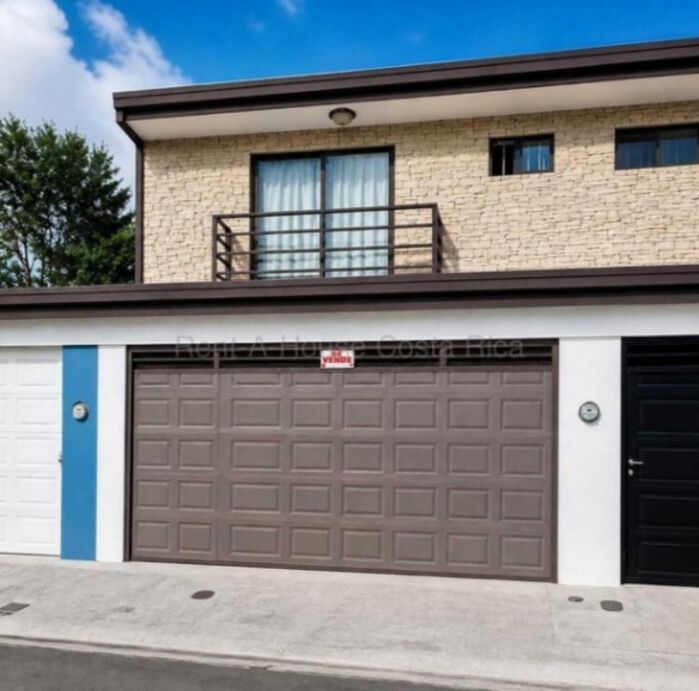 Venta de Casa en Residencial Monserrat - Concepción de Tres Ríos. RAH 27-76 PRECIOREBAJADO en Concepción, La Unión, Cartago — ₡ 80 900 000