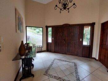 Venta de Casa en San Isidro de Heredia. RAH 26-965 en Concepción, San Isidro, Heredia — $500,000 - Foto 5 de 10