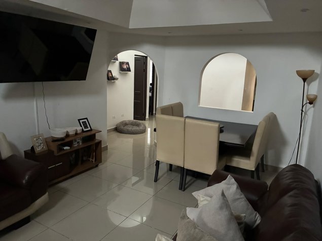 Casa de tres habitaciones en Montes de Oca in Sabanilla, Montes De Oca, San José — ₡ 86 000 000