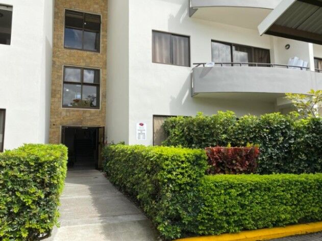 APARTAMENTO EN VENTA SANTA ANA, $185.000 COD#25-1187 en Santa Ana, San José — $185,000