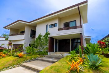 Residencia Familiar Contemporánea de Lujo en Hacienda Los Reyes en Guácima, Alajuela — $799,000 - Foto 5 de 45