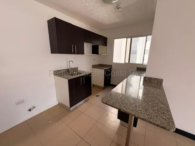 Alquiler de Apartamento en San Rafael de Alajuela, Concasa #27-731 GS en San Rafael, Alajuela — $900 - Foto 2 de 7