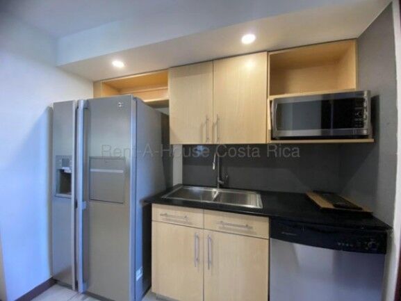 Alquiler de Apartamento Amueblado en Pozos de Santa Ana.  in Pozos, Santa Ana, San José — $1,300