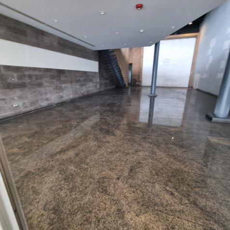 Local en Alquiler en San Pedro, Montes de Oca-PJG7534504 in Curridabat, San José — $3,575