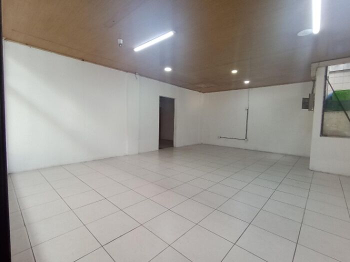 Alquiler de Local Comercial en Desamparados, San José. RAH 26-768 in Desamparados, San José — $1,000