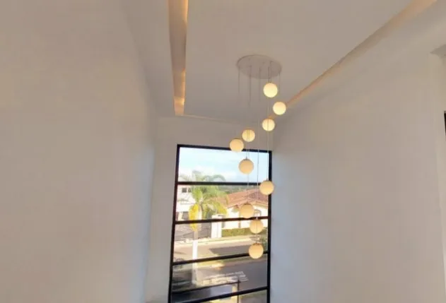 Se vende moderna y espaciosa casa con patio en Grecia 25-1315 en Grecia, Alajuela — $448,000 - Foto 2 de 22