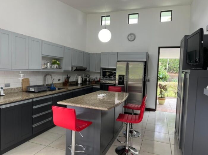 Se vende casa con amplio terreno en Barva de Heredia #26-1533 en Barva, Heredia — $870,000