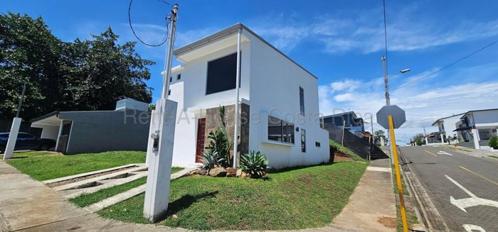 Alquiler de Casa en Turrúcares en Alajuela. RAH 26-2273 en Turrúcares, Alajuela — ₡ 490 000