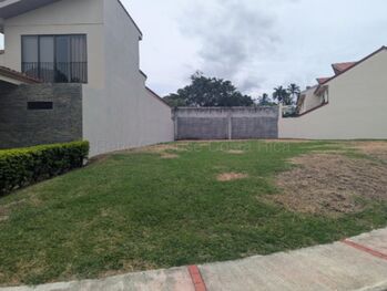 Venta | Lote residencial de 285 m² en condominio en Río Oro de Santa Ana #27-92 GS in Uruca, Santa Ana, San José — $125,000 - Photo 5 of 6